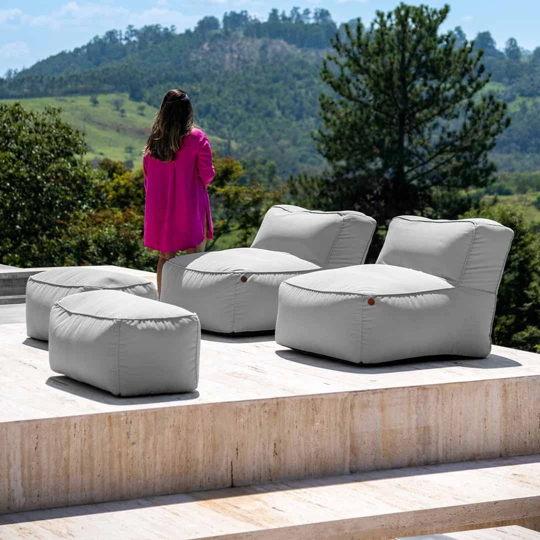 Kit 2 Puffs Poltrona Joy + 2 Apoios de Brinde